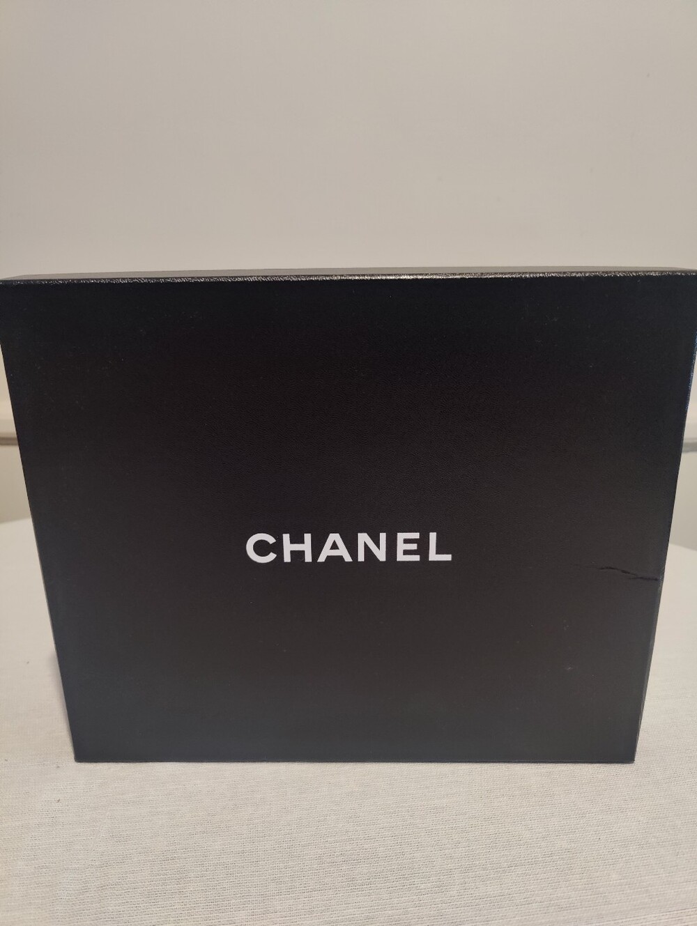 CHANEL Empty Gift Shoe Box - Picture 3 of 10